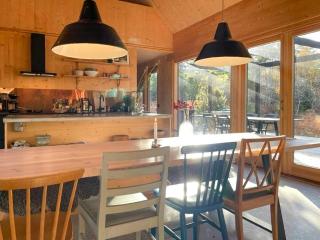 Modern Designed Barn House At Eksta Coast - Klintehamn - 5
