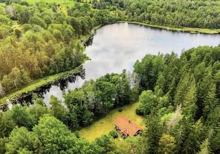 Forest Cabin With Private Lake Near Näshult - Åseda - 0