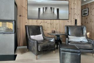 Modern Family Cabin By The Ski Lift - 1