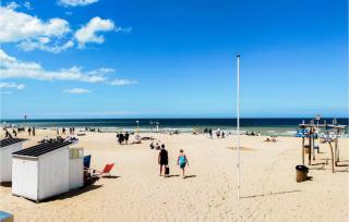 Beautiful Apartment In Oostende - 9