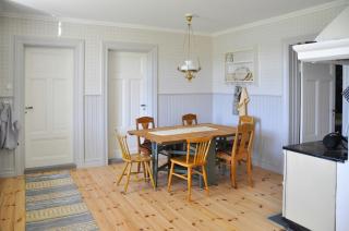 Turn-Of-The-Century House Near Lake Vikarn - Matfors - 9