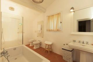 Tuscan Coastal Villa With Lake View - 2
