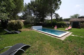 A pretty family house located in a tranquil area with a pretty view of the Luberon range. - Les Taillades - 4