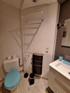 Studio cabine 4 pers Cosy esprit chalet Les glovettes - 2