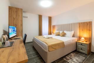 Casa Garibaldi - Rooms with private bathrooms - Petrovija - 0