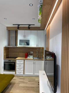 Marina Wave apartments - Sarandë - 1
