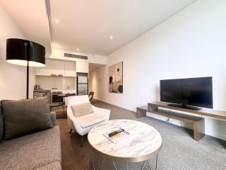 Chatswood walk to Train Station Shopping center - Sydney - 0