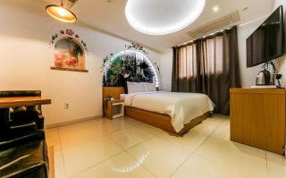 Hotel Some - Daejeon - 0
