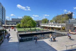 Chatswood walk to Train Station Shopping center - Sydney - 2