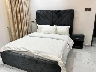 2 bedroom home Ikeja - Ikeja - 8