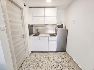 Vita Studio House with Garden and Private Parking - Fasana - 3