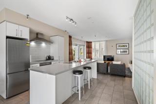 Waterfront 2 Bed, 2 Bath & Pool - Paihia - 7
