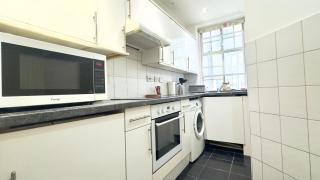 2 Bedroom Apartment Oxford Street - Londra - 3