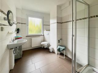 Große Ferienwohnung mit Weitblick - Wesenberg - 1