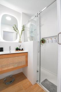 PRECIOSO y EXCLUSIVO APARTAMENTO EN 1º LINEA DE PLAYA CON PARKING - 1