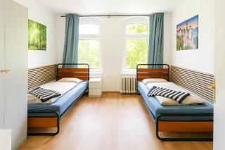 Ideal für Monteure 3 Zimmer Apartment mit Küche, Waschmaschine, Bad, WiFi, Flat TV usw - Rusches Hof - 0