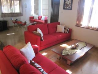 Ankhubuntu Home - Nicosia - 0