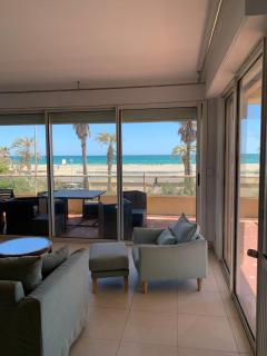 110m2 les pieds dans l'eau terrasse front de mer - 8