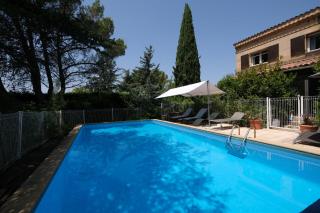First floor of a typical house close to Aix en Provence 6 personnes - Châteauneuf-le-Rouge - 3