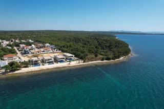 Adria Resort - SEAFRONT Villa B - Zaton - 5