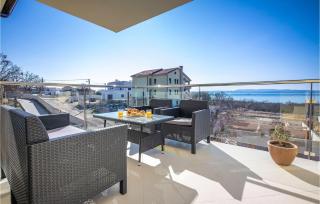 Amazing Apartment In Kostrena With Swimming Pool - 9