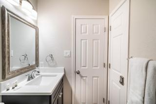 Cozy large home near Lackland AFB, Perfect Stay - San Antonio - 7