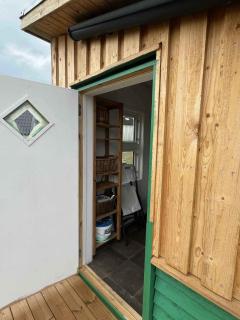 Lake Cabin In Peaceful Natural Surroundings - Østbirk - 9