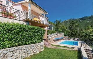 Stunning Apartment In Moscenicka Draga - 4