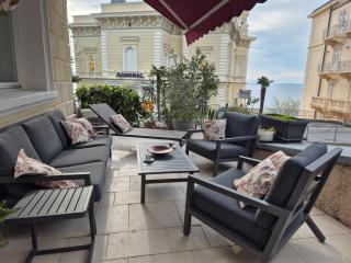 Superior Seaview Apartment - Opatija - 0