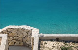1 Bedroom Awesome Apartment In Vlasici - 5