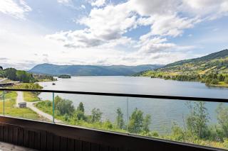 Modern gem at Hafslovatnet - Hafslo - 5