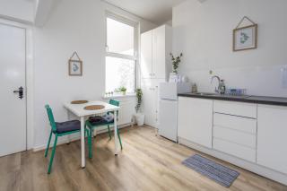 Glenmore Lodge One Bedroom Apartment - 7