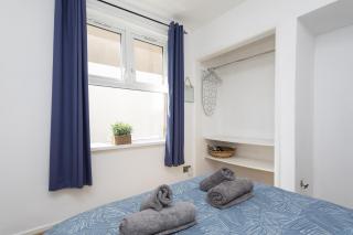 Glenmore Lodge - Belfast - 4