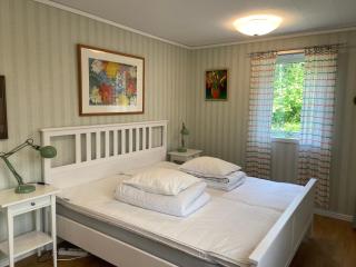 Family house 50 meters to the ocean - Buvik - 9