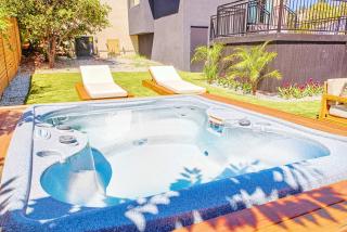 Modern Villa w jacuzzi sauna&garden - Los Angeles - 9