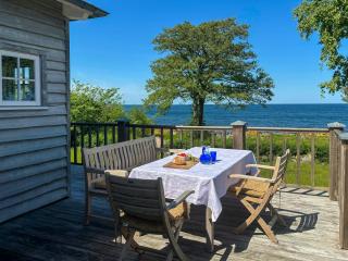 Summer House With Sea View At Bølshavn - Østermarie - 0