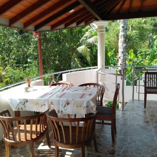 White Elephant Villa & Restaurant - Beruwala - 7