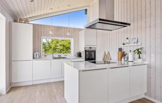 3 Bedroom Beautiful Home In Ebeltoft - 2