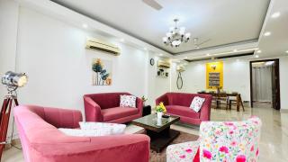 BluO 3BHK Safdarjung Enclave, Lift & Terrace Garden - 0
