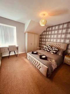 Middlesbrough Stylish Flat TS5 & Private Parking - Middlesbrough - 4