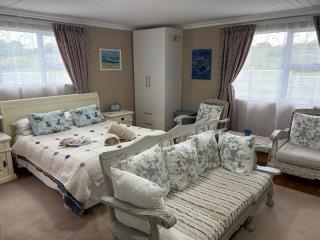 Knight & Sunshine Luxury Flatlet - Kleinbaai - 6