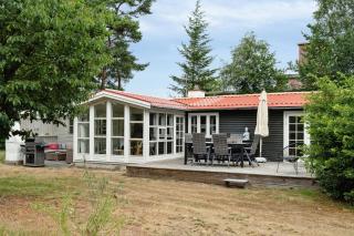 Beautiful Home In Asserbos Wooded Area - Frederiksværk - 2