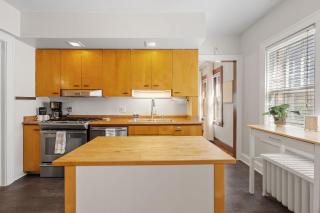 Calhoun Cove - Minneapolis - 6