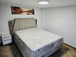 South coast modern apartment with terrace - Athen - 8