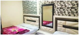 SHREE MAA TULSI PALACE GUEST HOUSE Near Shri Mahakaleshwar Jyotirlinga Temple - Fully Air Conditioning Rooms -Best Hotel IN Ujjain - Ujjain - 5