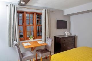Finest Retreats - Ukulele Studio - Whitby - 5