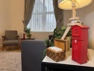 Group Getaway near King's Cross and Camden Town - London - 7