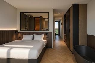 Four Stories - Scheveningen - 1
