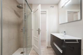 Exclusive apartment in San Bernardo - Madrid - 3