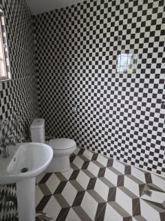 Emike Luxury Suites - - 6